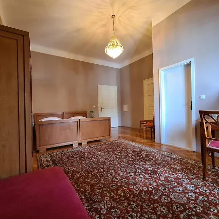 Bed & Breakfast Heritage - 1st Row To The Sea