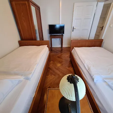 Heritage - 1st Row To The Sea Bed & Breakfast *