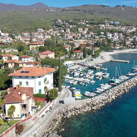Heritage - 1st Row To The Sea Ičići