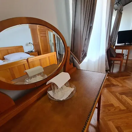 Heritage - 1st Row To The Sea * Ičići
